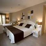 Torico Plaza Hotel
