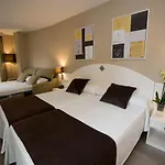 Torico Plaza Hotell 3*