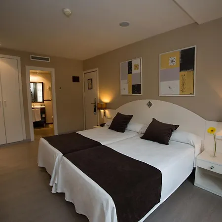 ホテル Torico Plaza テルエル