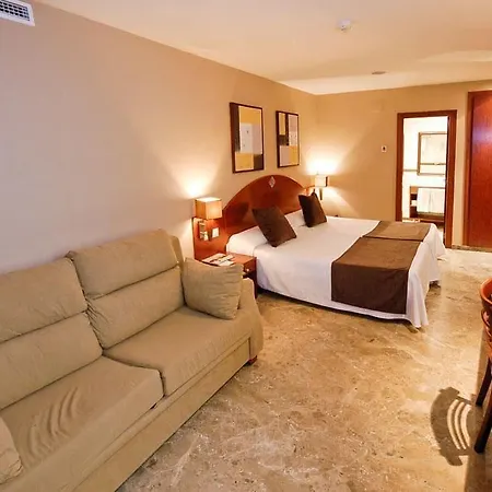 Hotel Torico Plaza