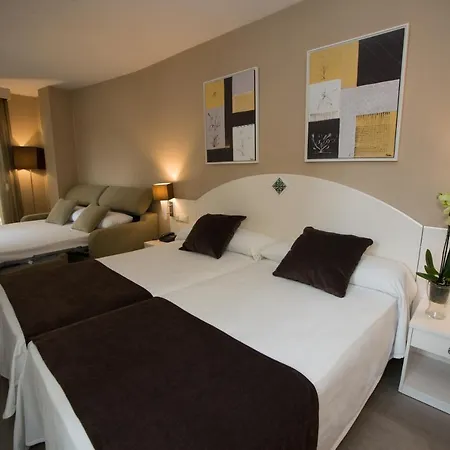 Hotel Torico Plaza Отель Теруэль