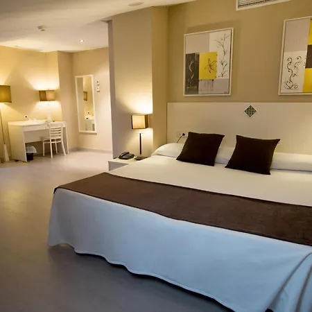 Hotel Torico Plaza Теруэль