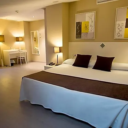 Torico Plaza Отель 3*