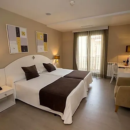 Torico Plaza 3* Теруэль