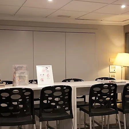 Отель Torico Plaza 3*