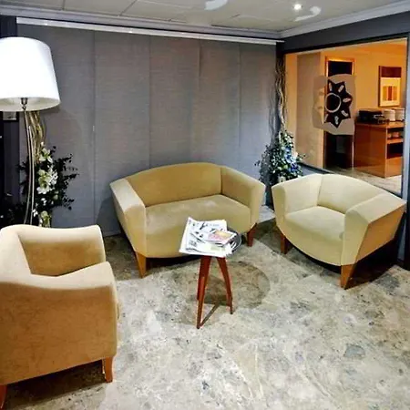 Отель Hotel Torico Plaza