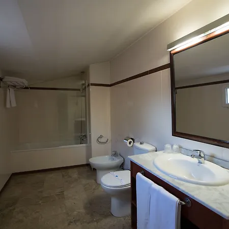 Sercotel Torico Plaza 3*