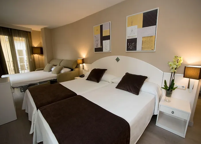 Torico Plaza Hotel 3*